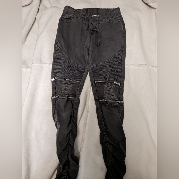 2 Pairs Moto Jogger Skinny Jeans - Grey and Camo - Picture 2 of 11